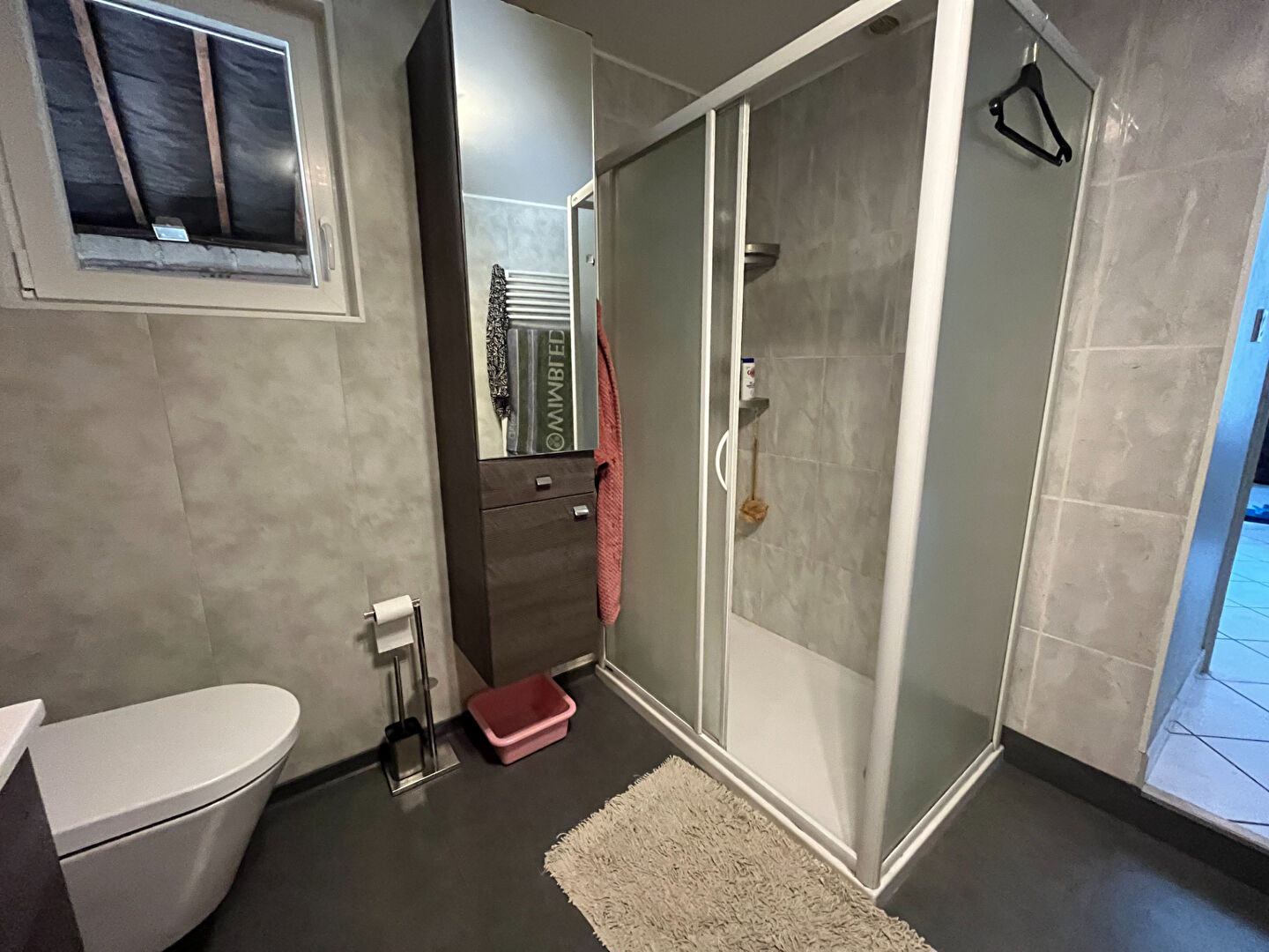 MAISON 95 m2 - BEAU JARDIN PAYSAGE ET ARBORE