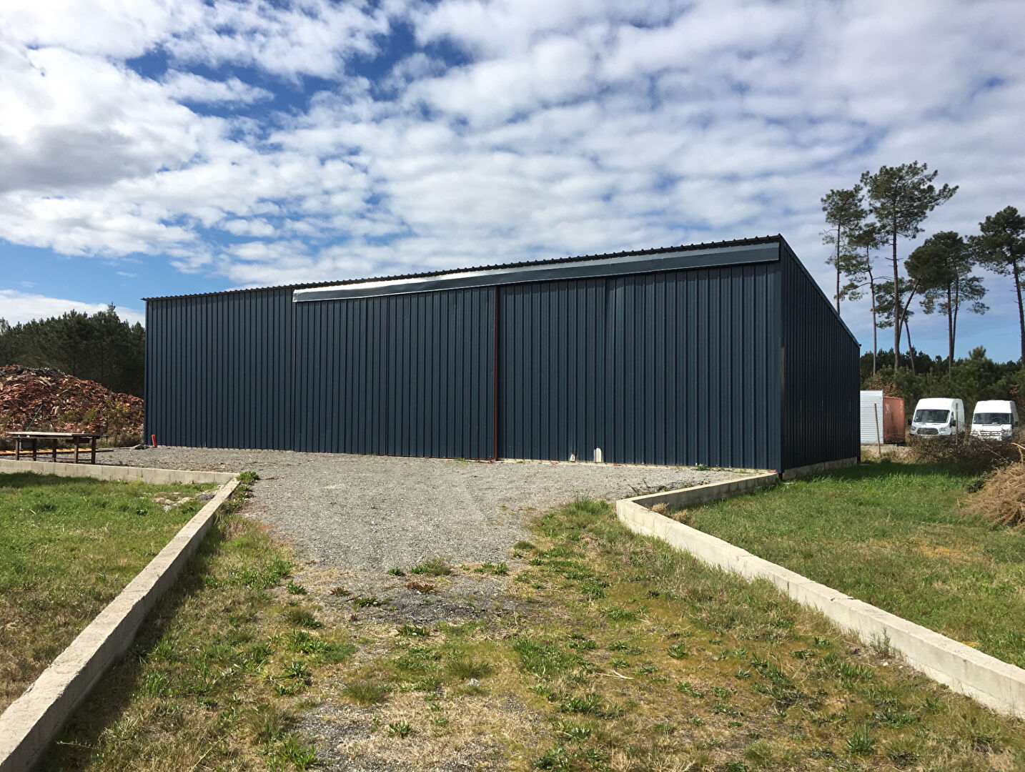 Entrepôt / local industriel Ychoux