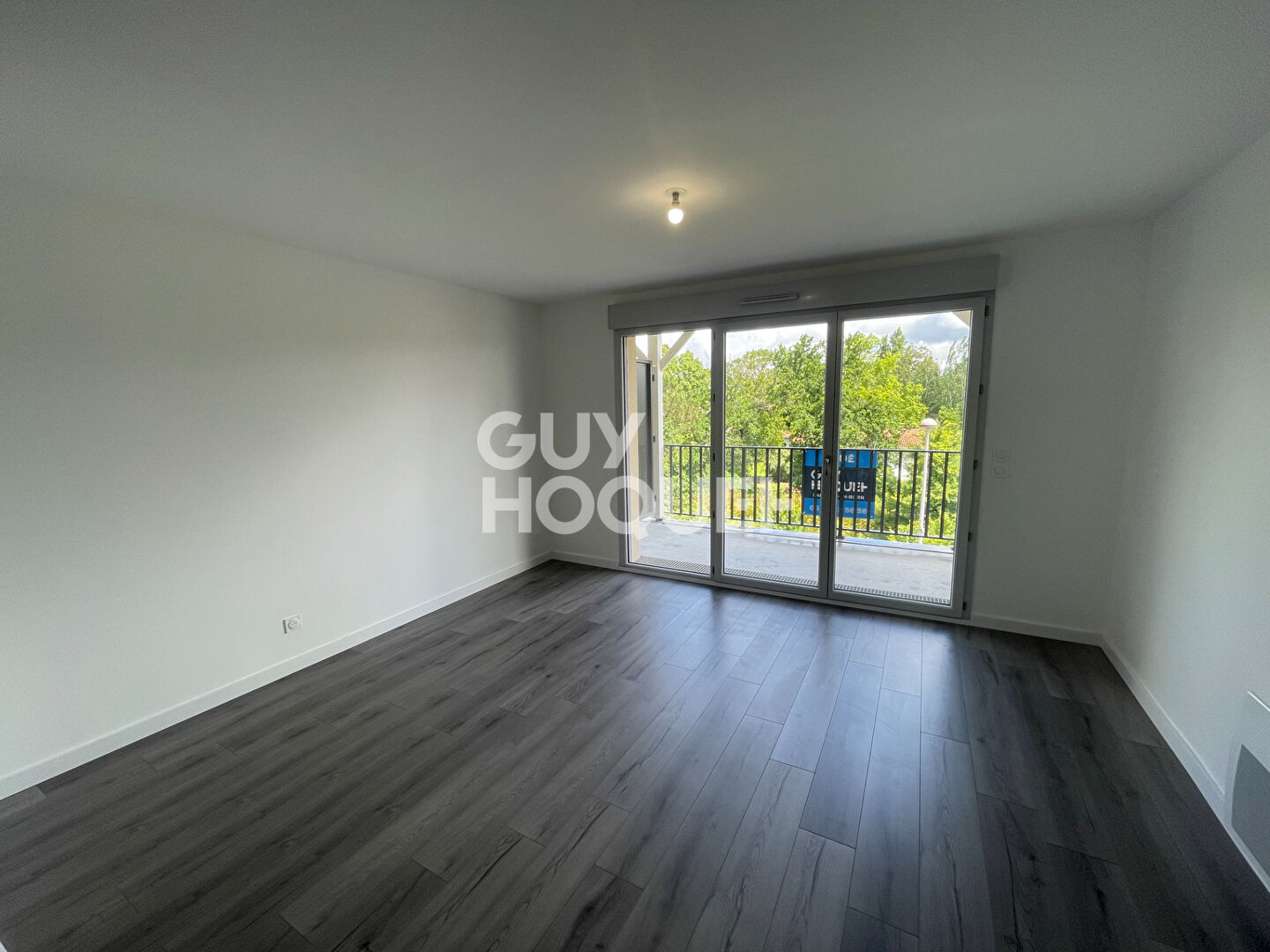 PARENTIS EN BORN - Centre ville