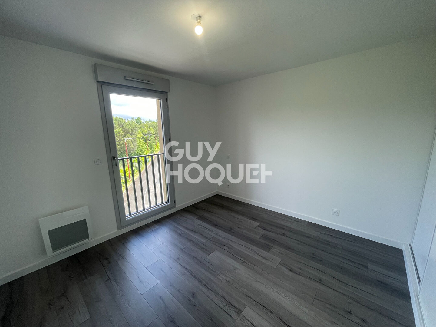 PARENTIS EN BORN - Centre ville