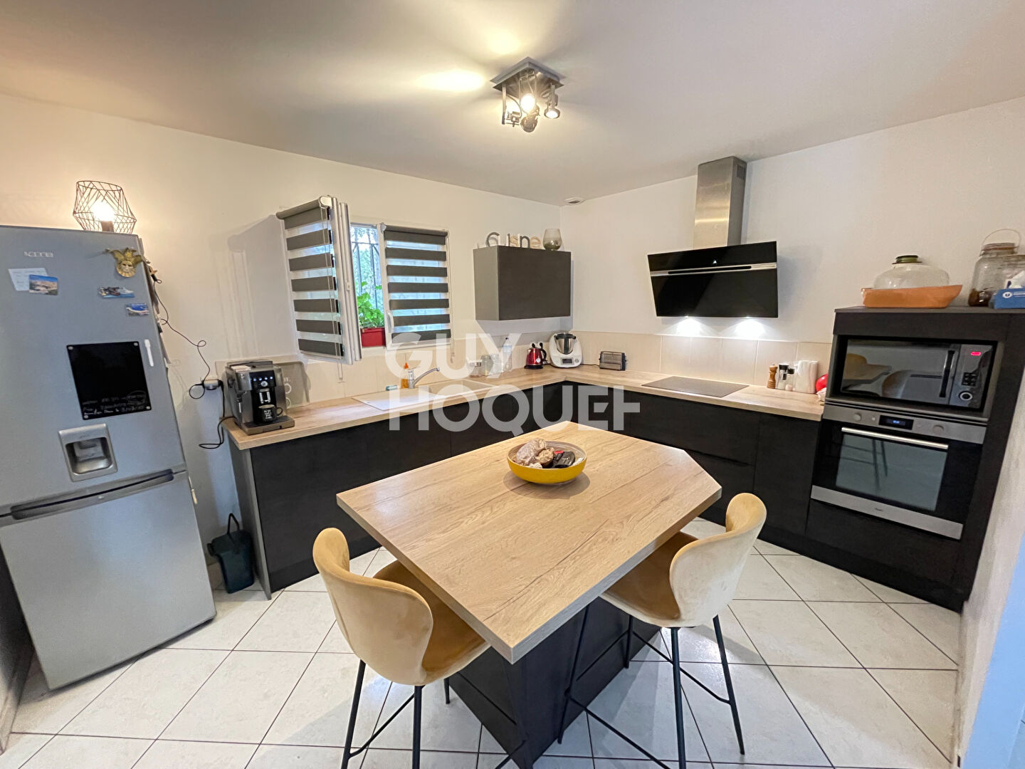 Maison familiale avec piscine sur terrain de 1165 m² à Ychoux