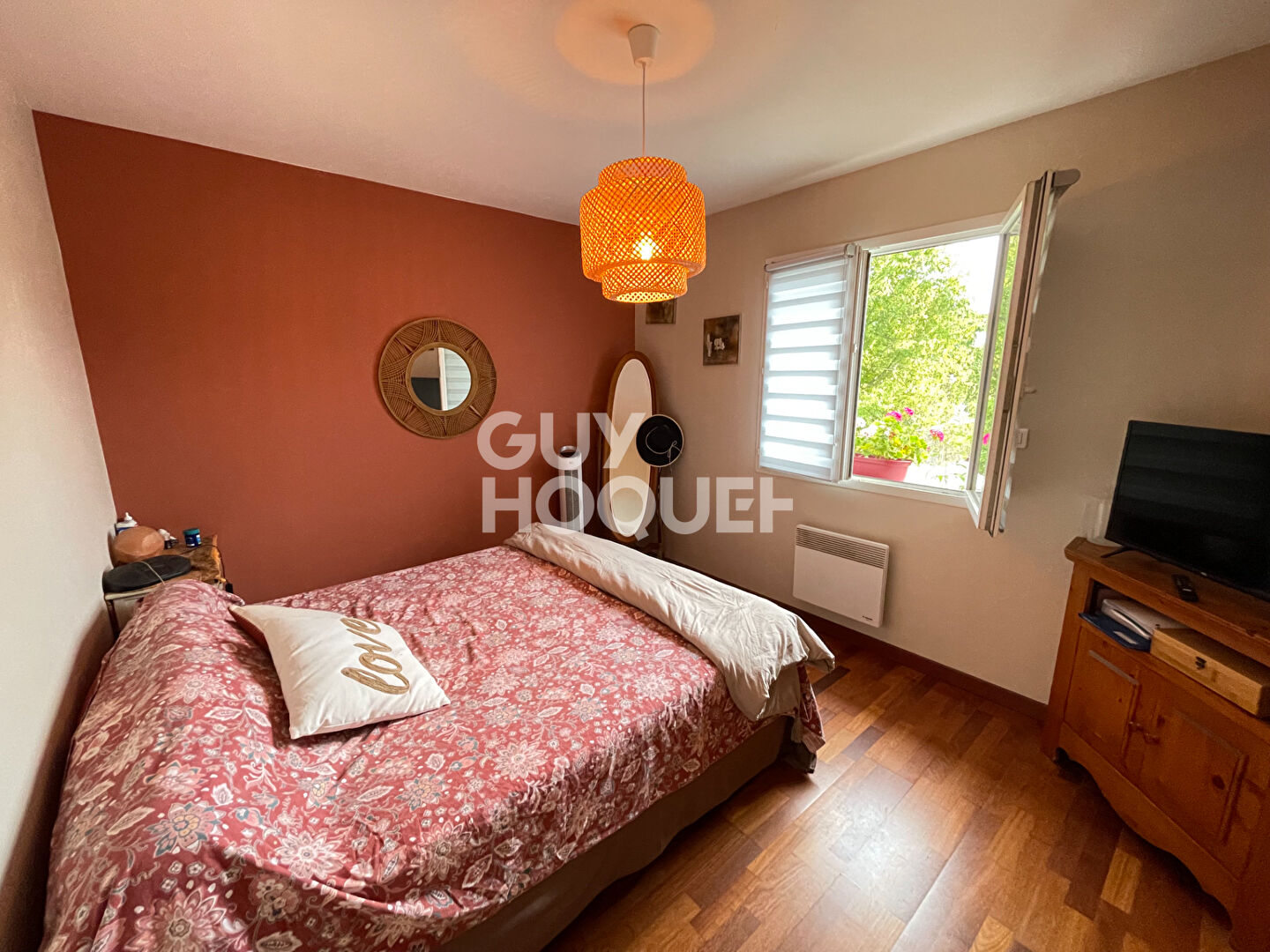 Maison familiale avec piscine sur terrain de 1165 m² à Ychoux