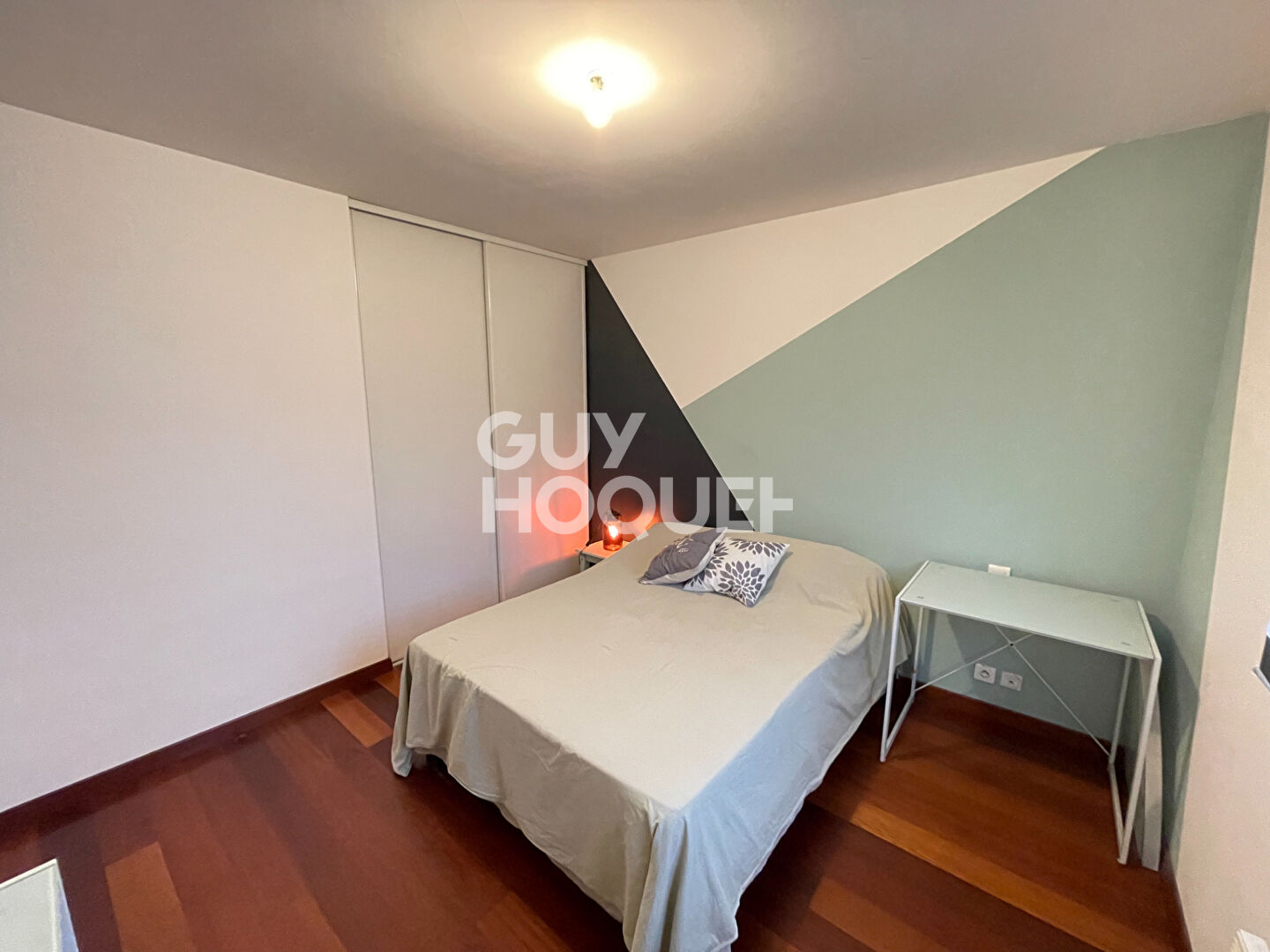 Maison familiale avec piscine sur terrain de 1165 m² à Ychoux