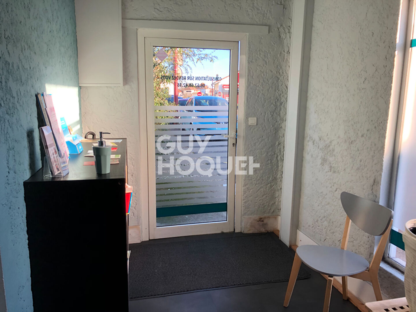 Local professionnel au centre-ville