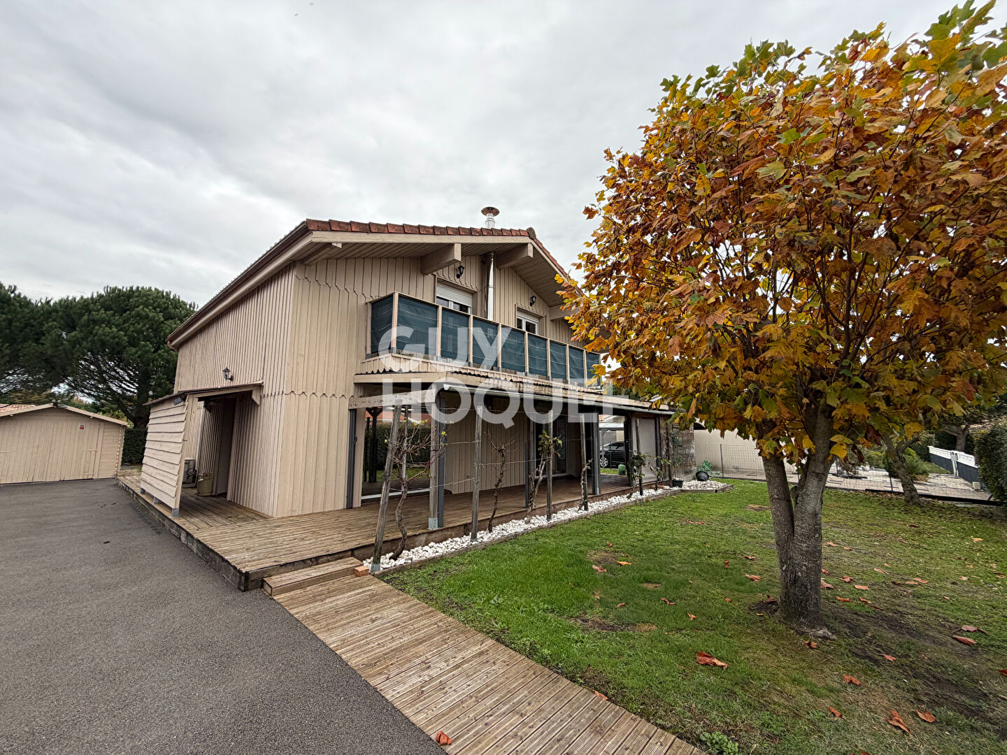 Maison Parentis En Born de 182m²  4 chambres