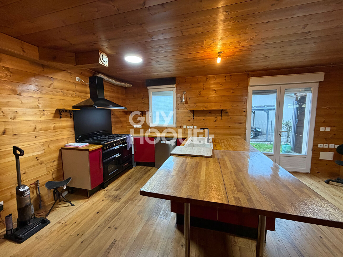 Maison Parentis En Born de 182m²  4 chambres