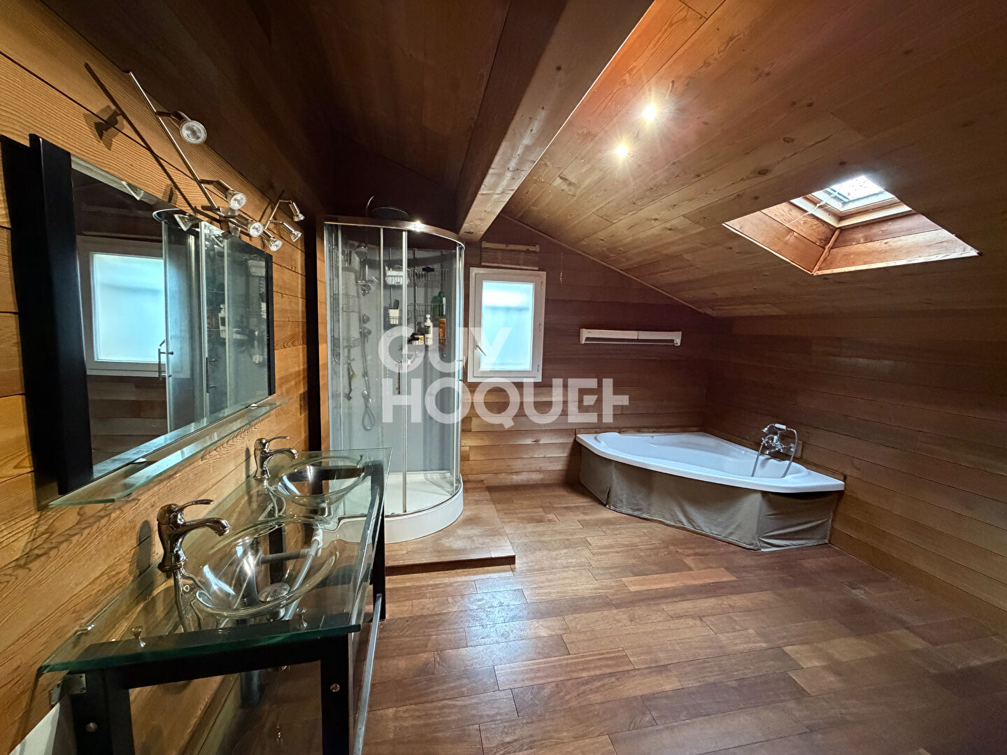 Maison Parentis En Born de 182m²  4 chambres