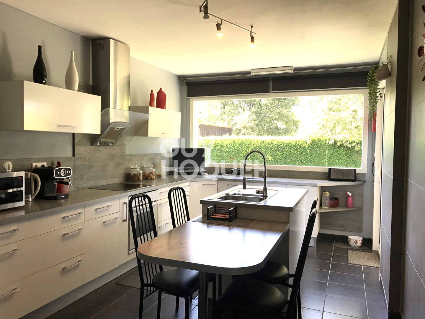 Proche lac, maison 3 chambres.