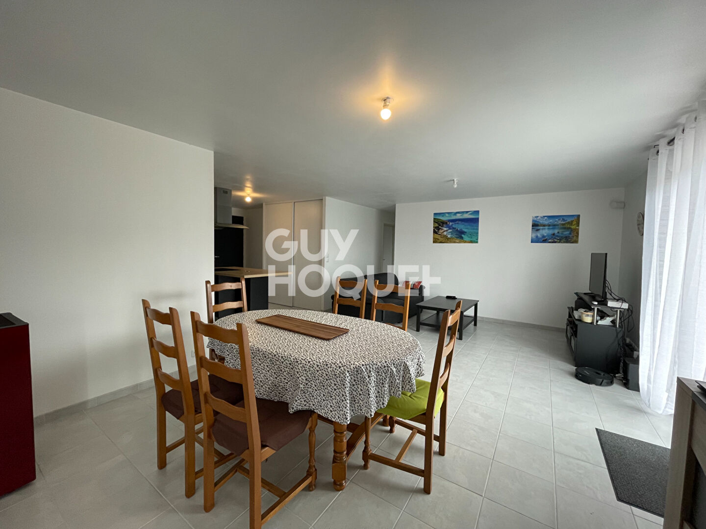 Maison contemporaine, 3 chambres.