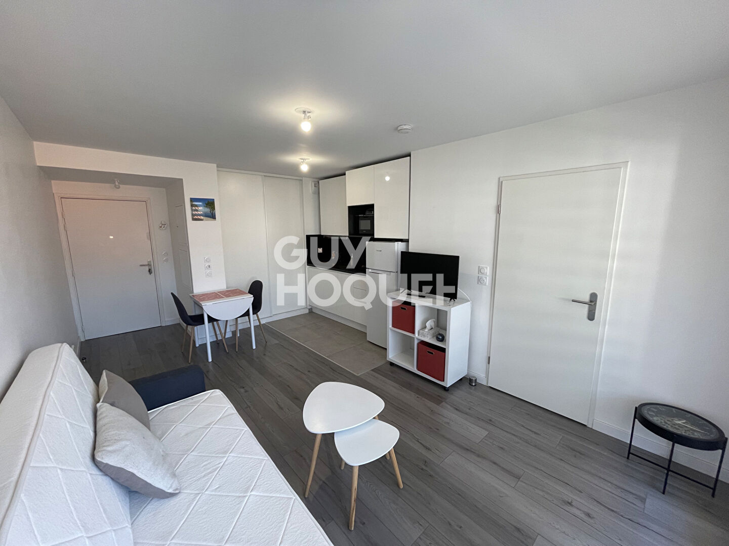 Appartement Studio centre ville de Parentis En Born