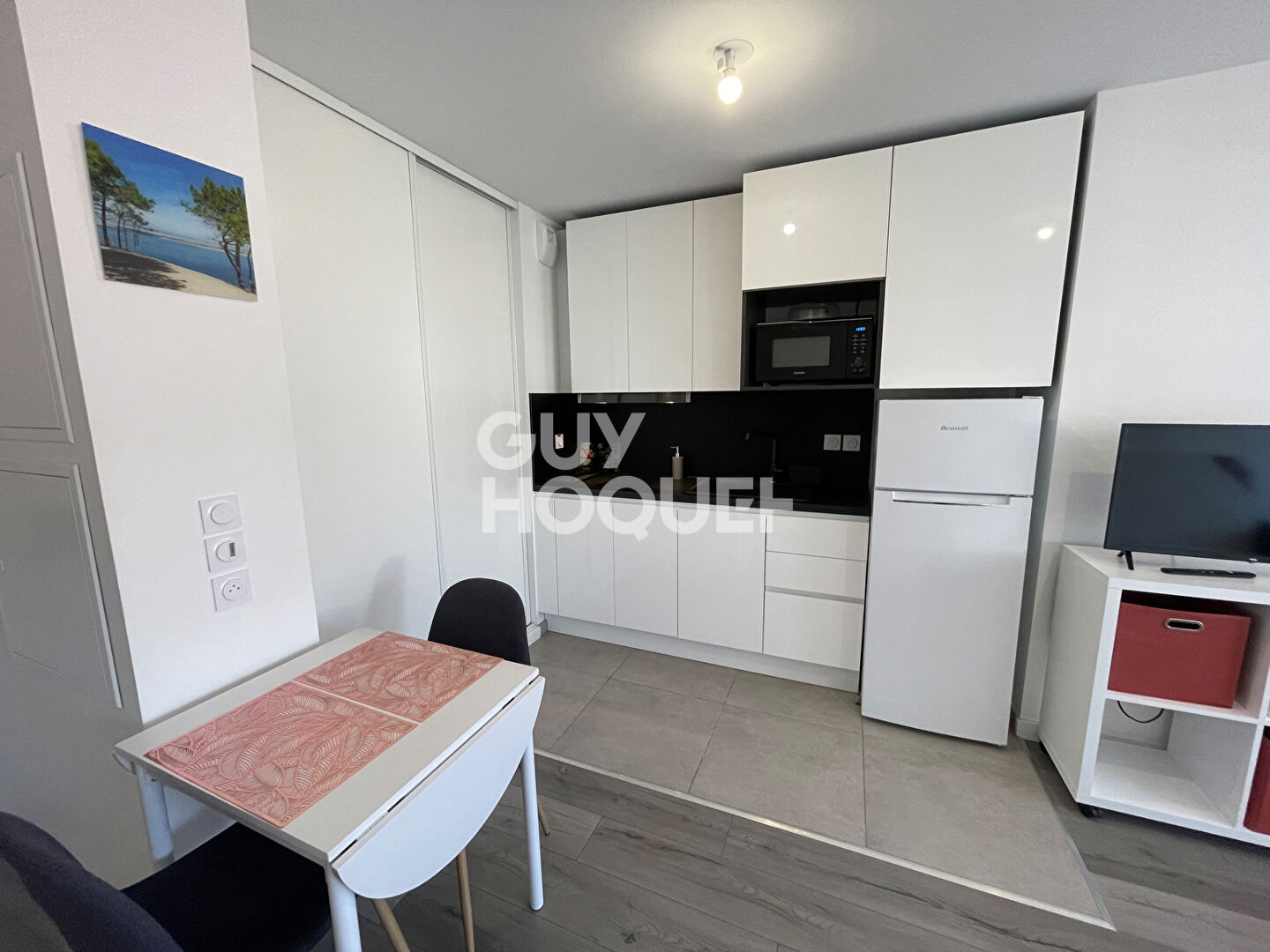 Appartement Studio centre ville de Parentis En Born