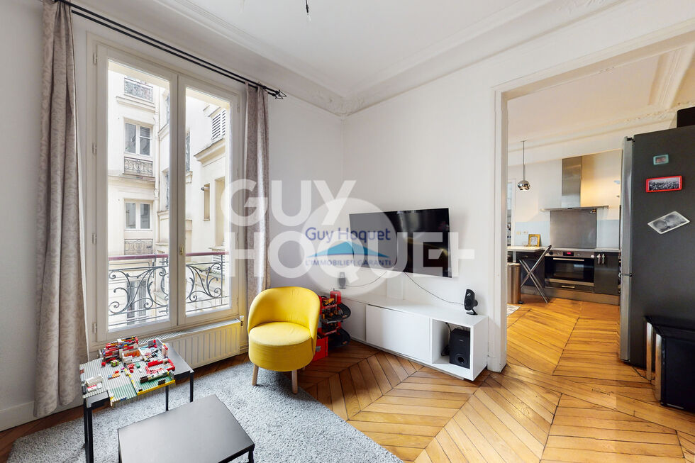 Rue des Petites Ecuries - Paris Xème.