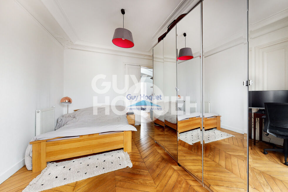 Rue des Petites Ecuries - Paris Xème.