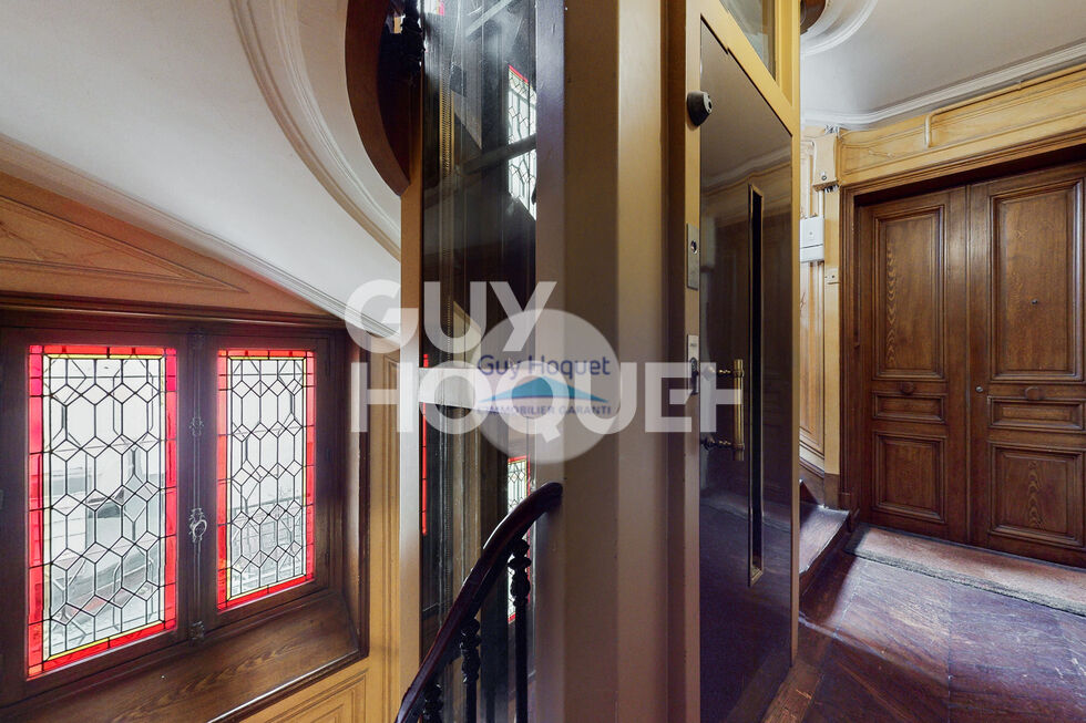 Rue des Petites Ecuries - Paris Xème.