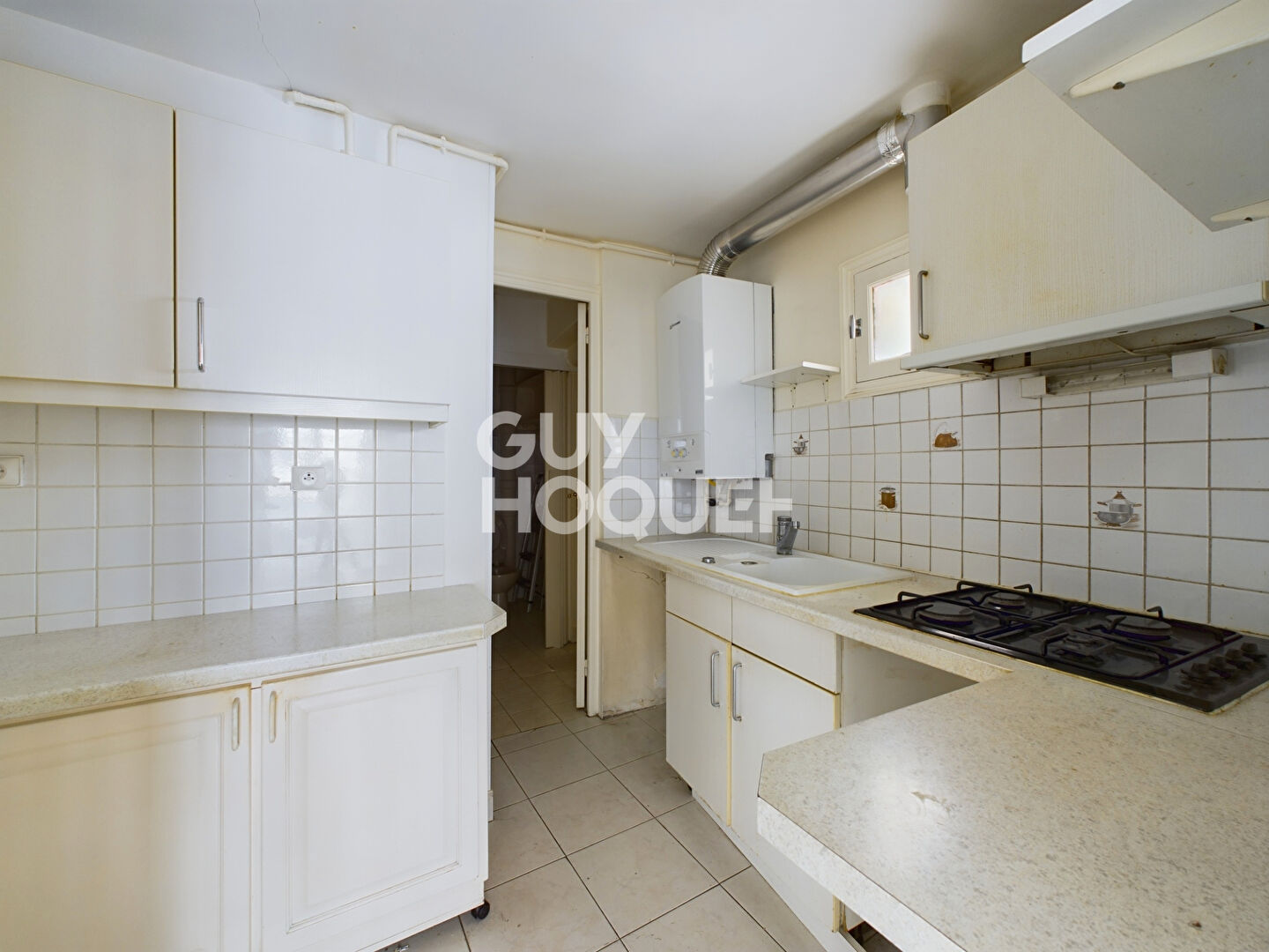 3 pièces - Métro Bonne Nouvelle