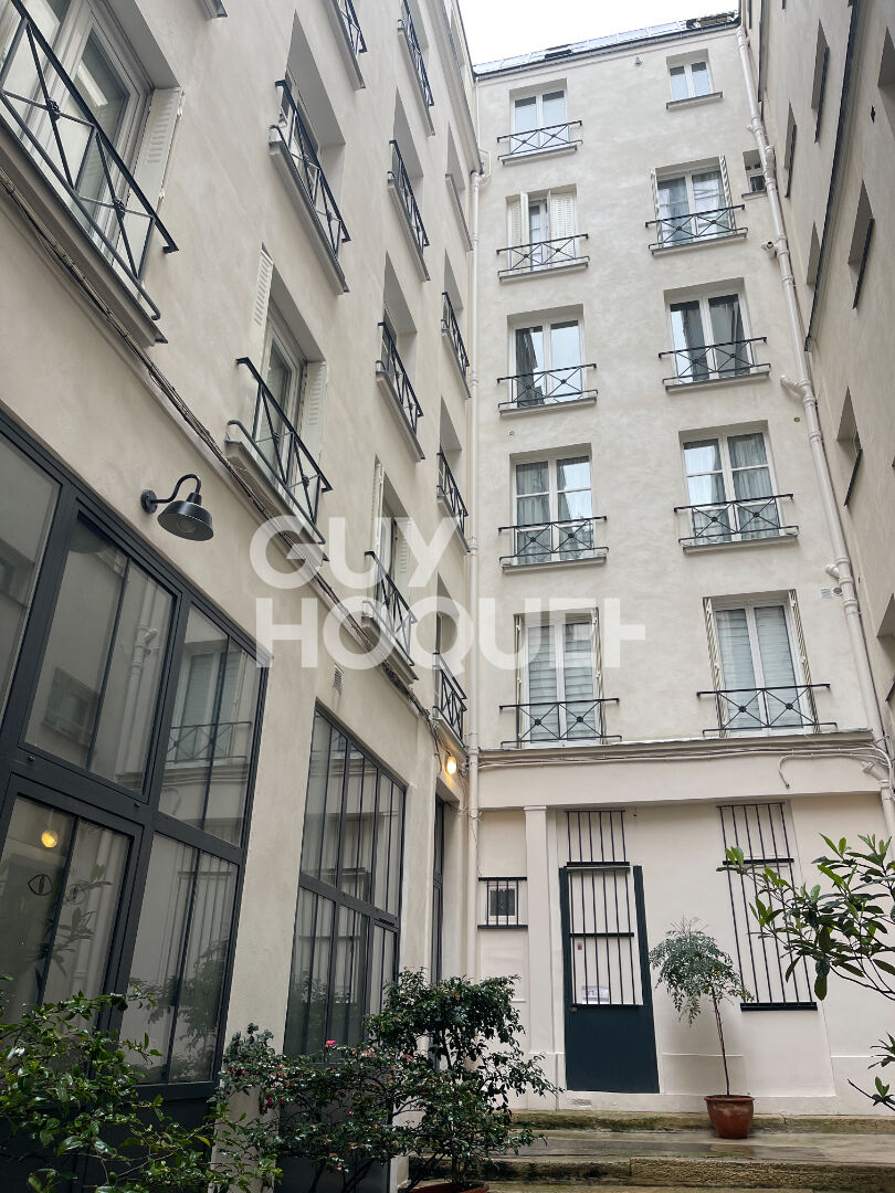 3 pièces - Métro Bonne Nouvelle