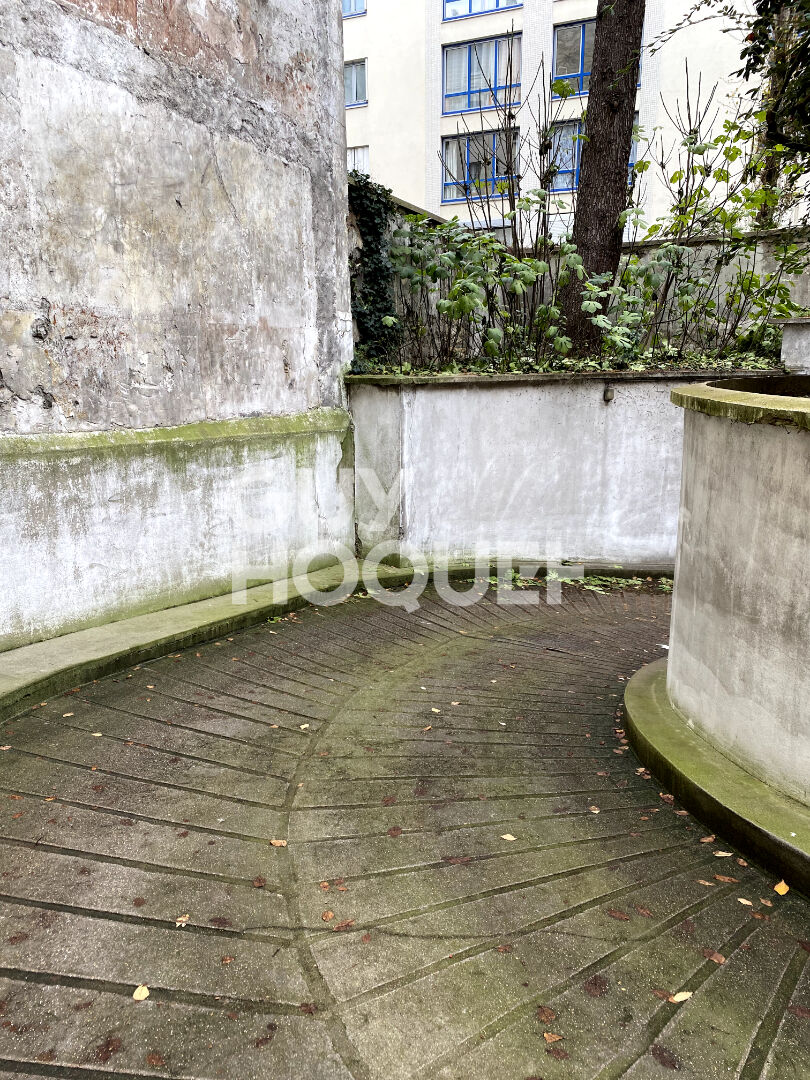 Parking - Rue du Faubourg Saint-Martin