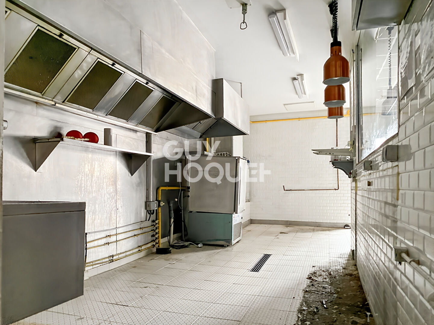 Murs libres à vendre avec extraction - Nanterre Centre Ville