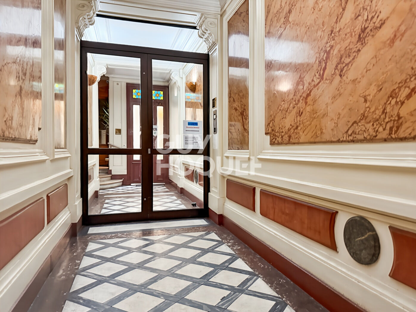 2 pièces - rue La Fayette