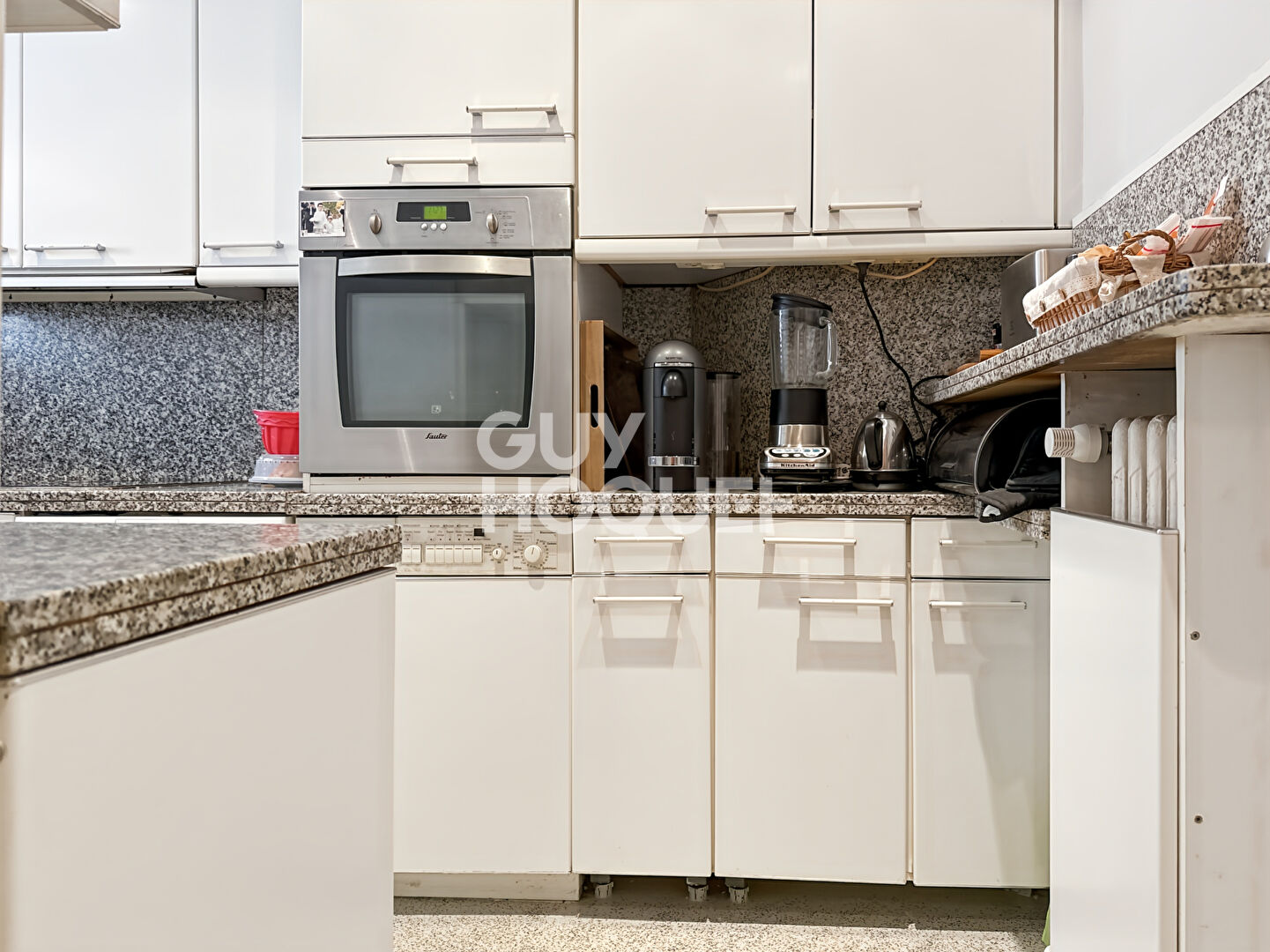 APPARTEMENT FAMILIAL - 3/4 Pièces - Rue de Montreuil 75011