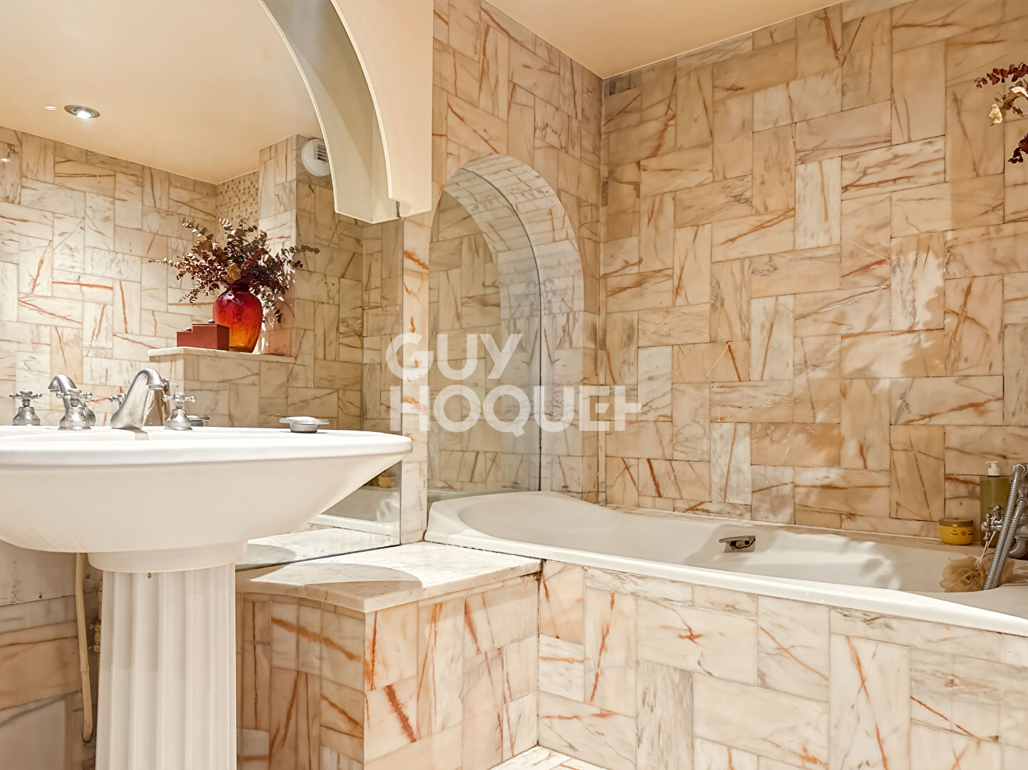 APPARTEMENT FAMILIAL - 3/4 Pièces - Rue de Montreuil 75011