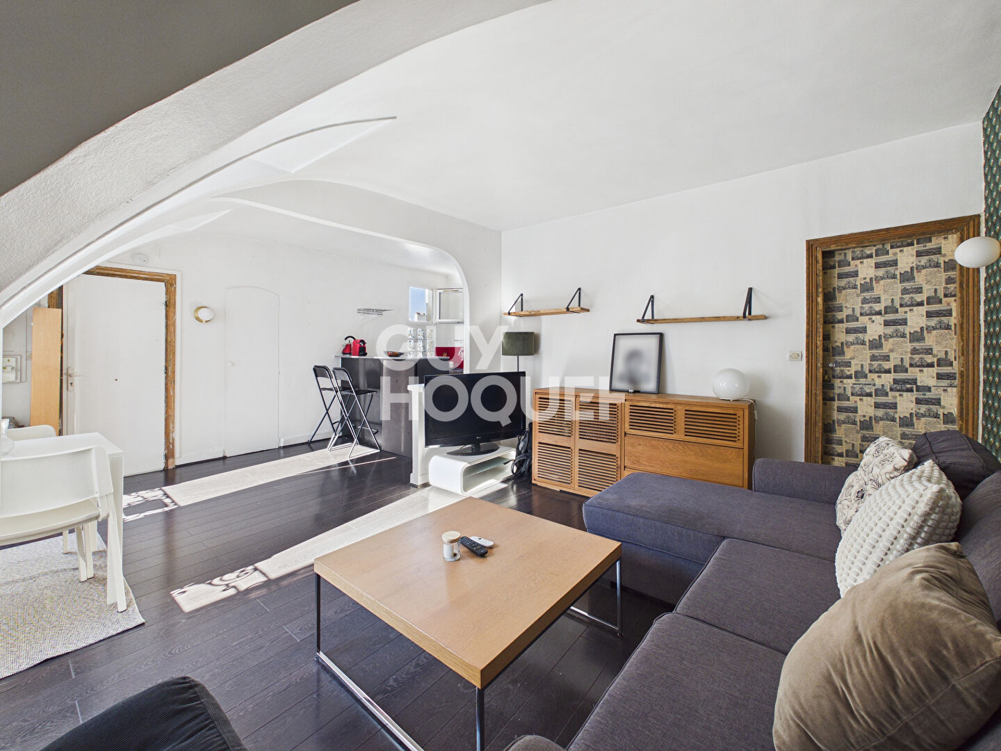 Superbe 2 pièces - Dernier étage - M° Quatre Septembre