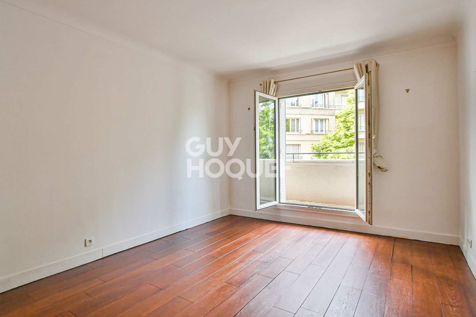 Appartement Paris 2 pièce(s) 50.01 m2