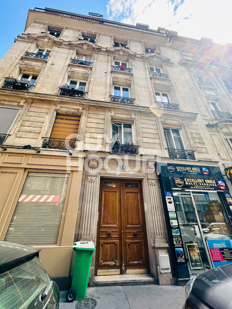 Appartement Paris 1 pièce(s) 10.45 m2