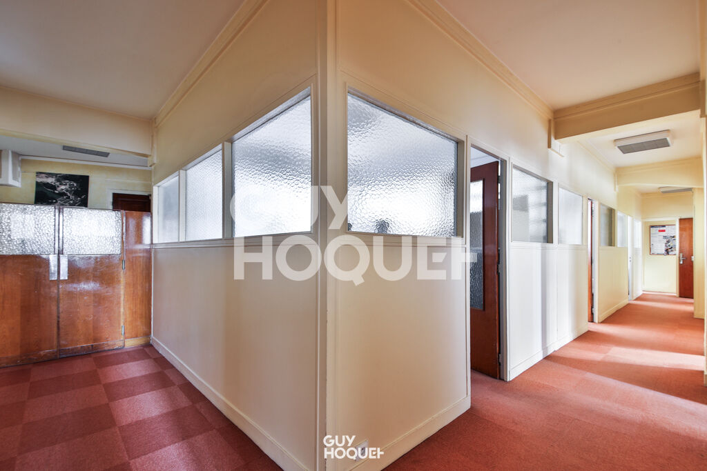 Local commercial Bureaux Paris 11 pièce(s) 205 m2