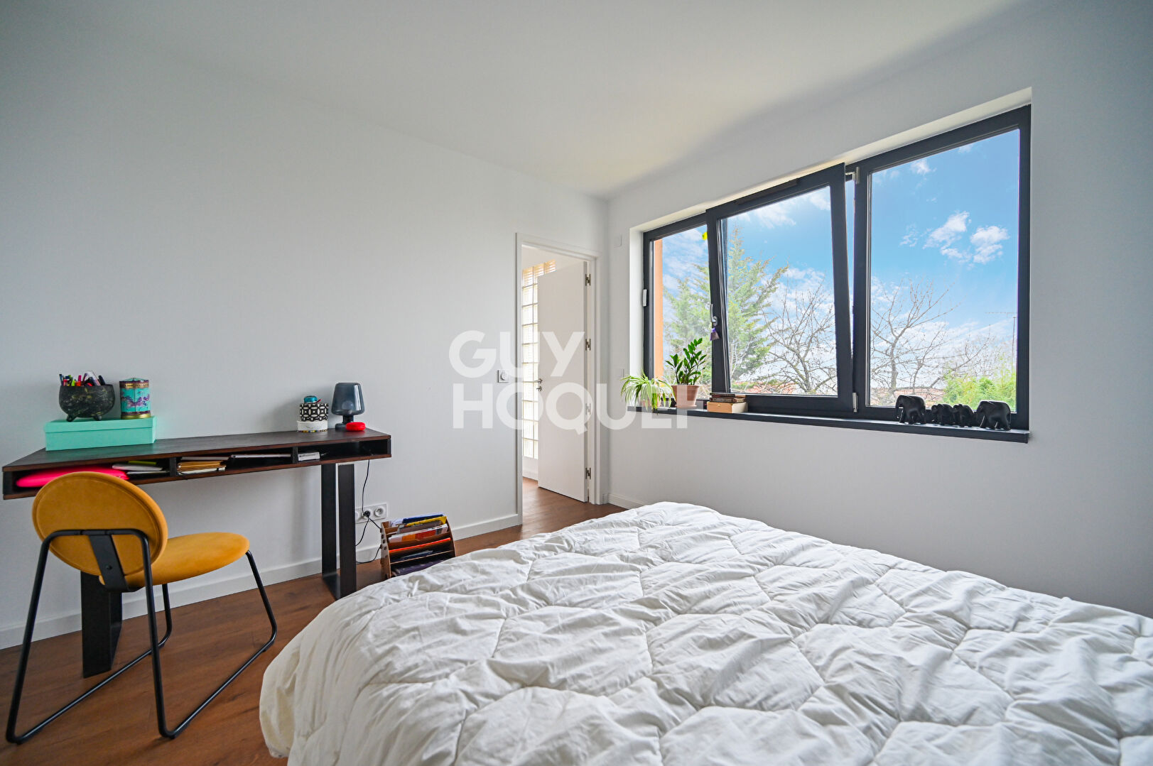 RARE - MAISON DE VILLE AVEC JARDIN