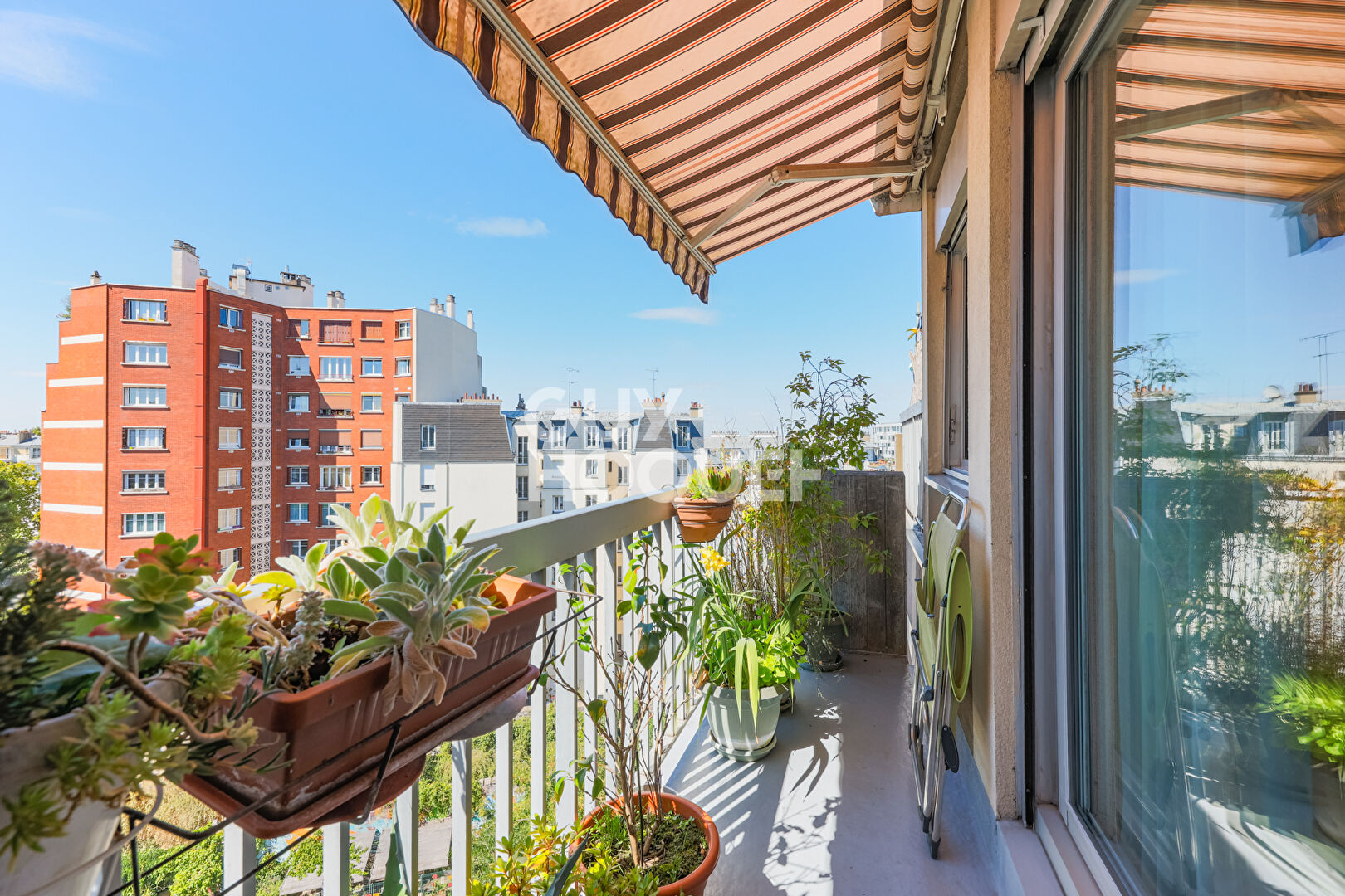 Appartement 2 pièces - 52m² - Balcon