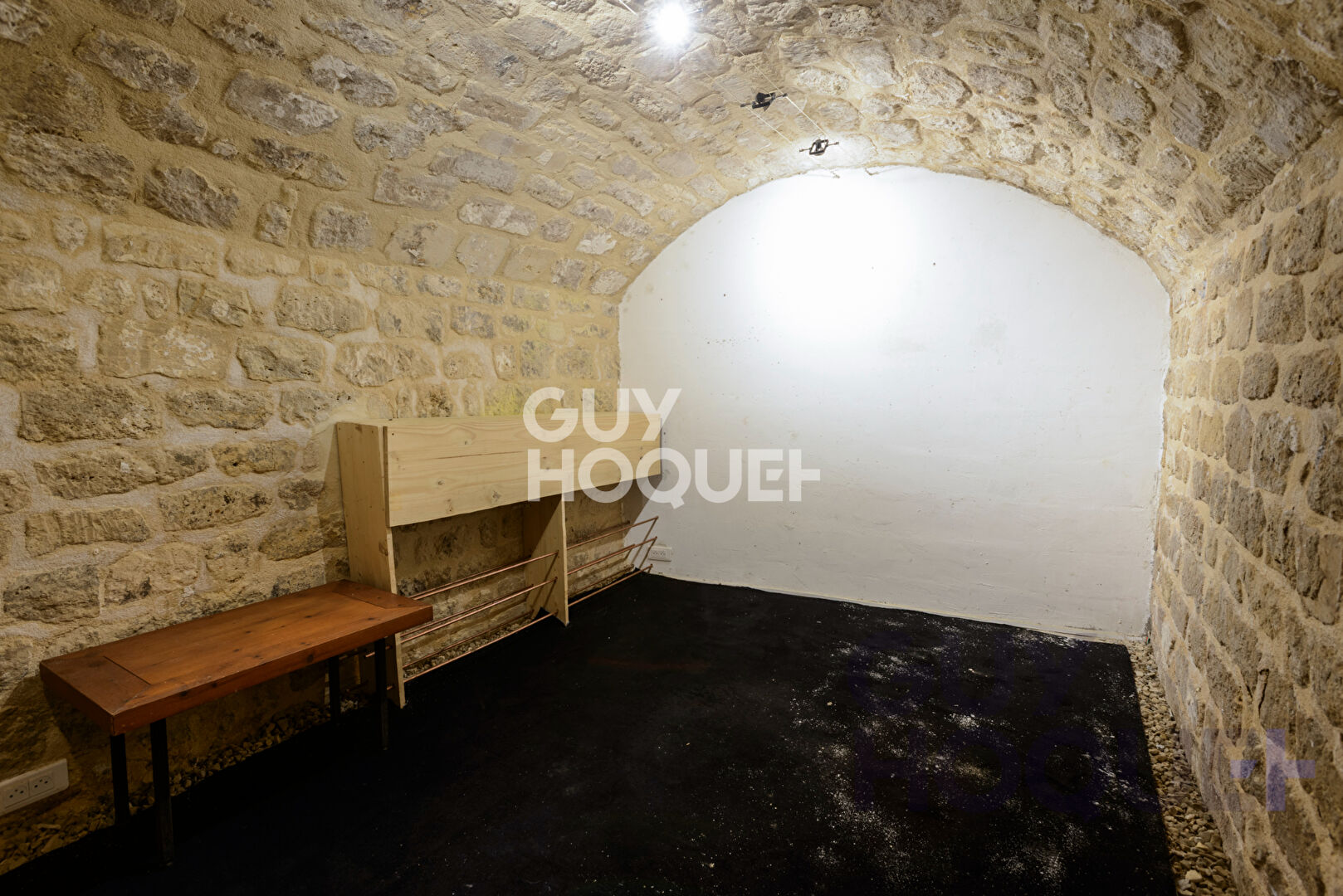 Appartement 2-3 Pièces  Butte Montmartre