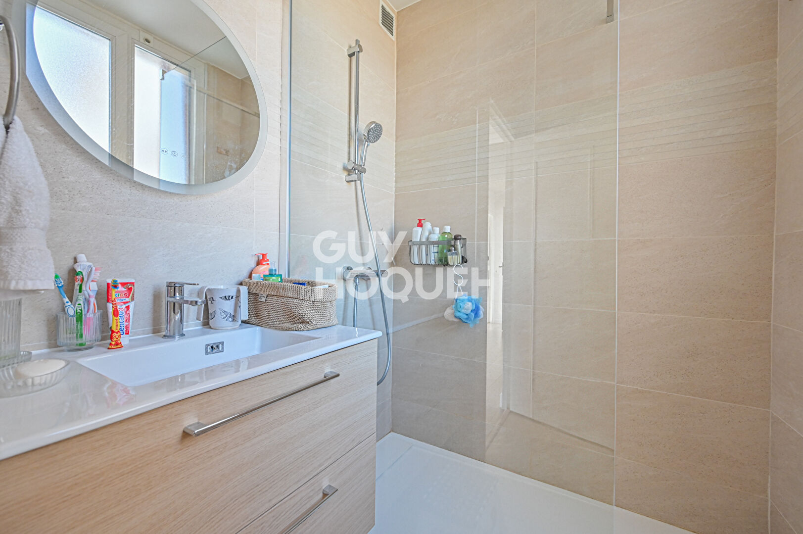 Appartement Pantin 6 pièce(s) 96.15 m² + 6, 39  m² de balcons