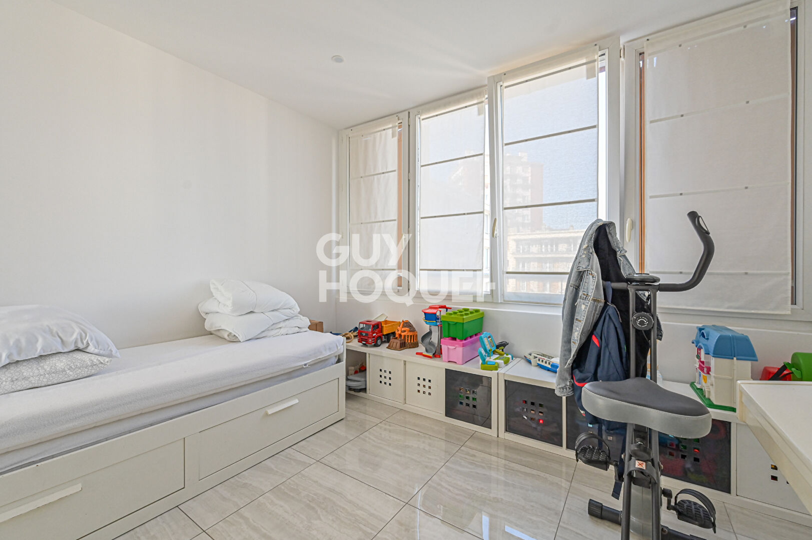 Appartement Pantin 6 pièce(s) 96.15 m² + 6, 39  m² de balcons