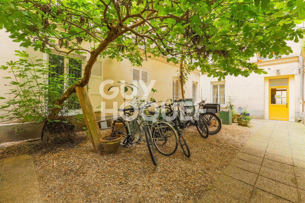 Joli 2 pièces - Rue Simart