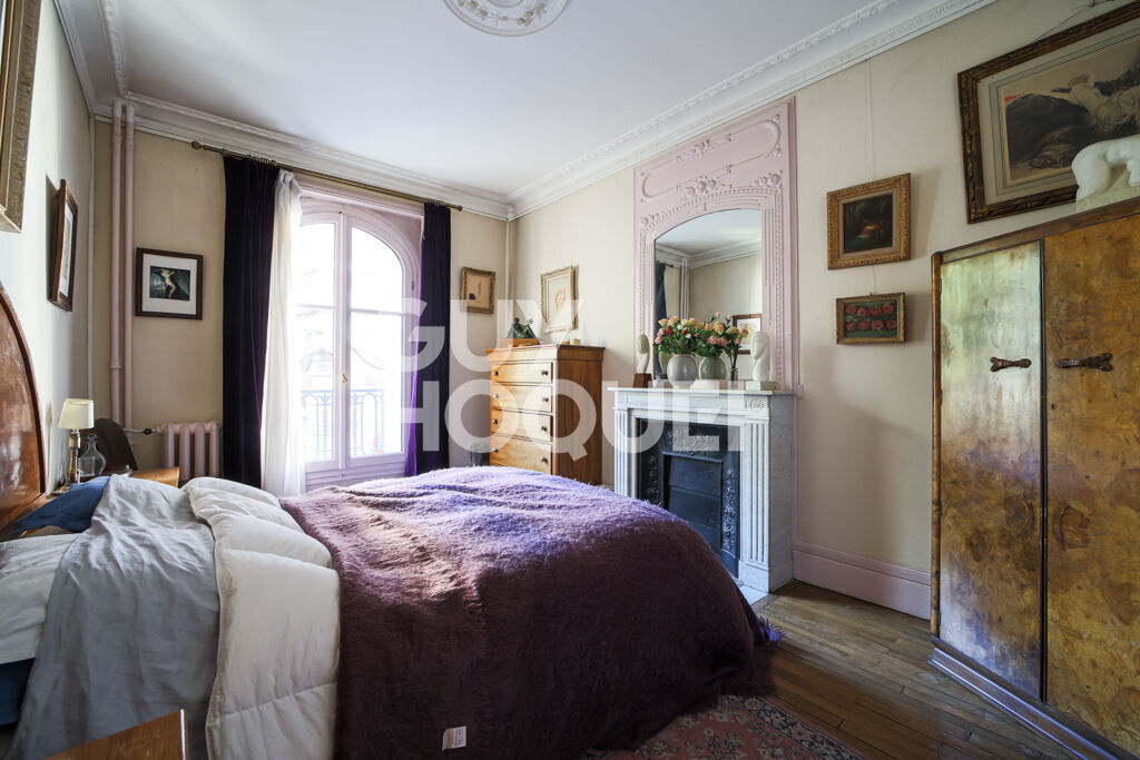 Square Clignancourt - 3 pièces - Charme de l'ancien