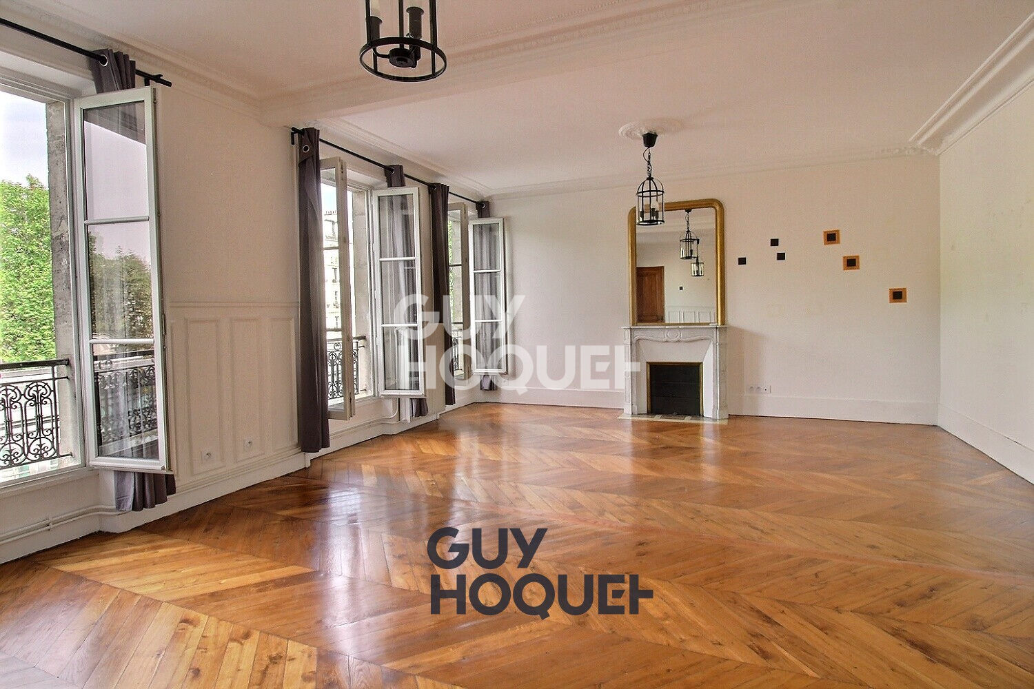Appartement Paris 4 pièce(s) 77 m2