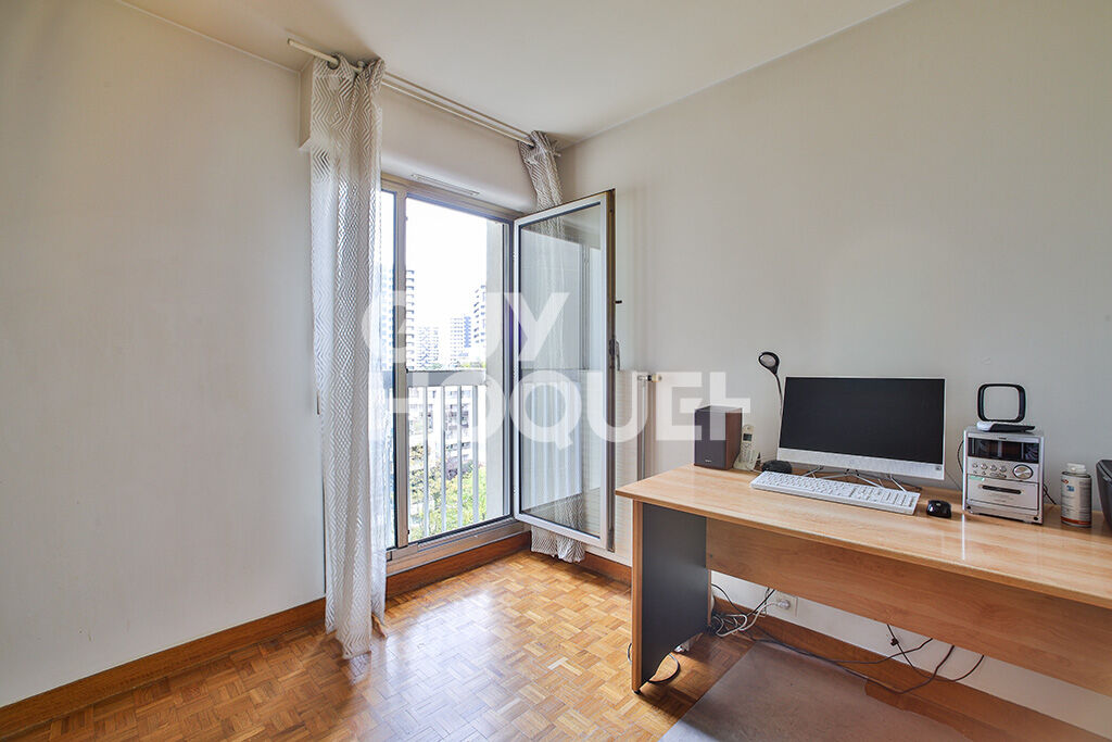 Appartement familial - étage élevé - balcon