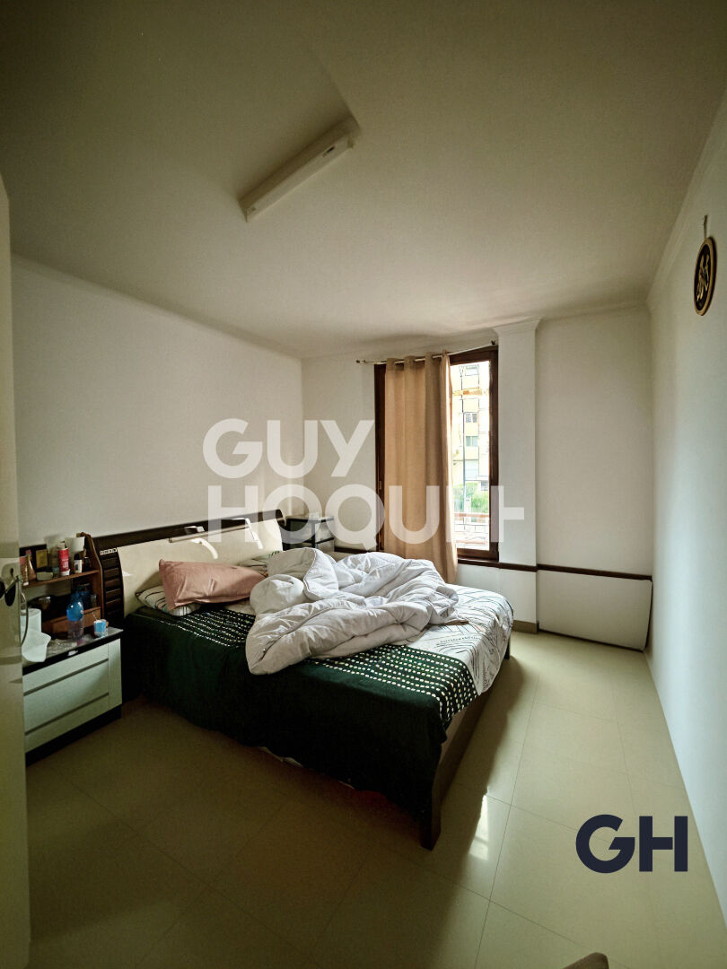 Appartement Pantin 4 pièce(s) 57.45 m2 avec comble aménageable