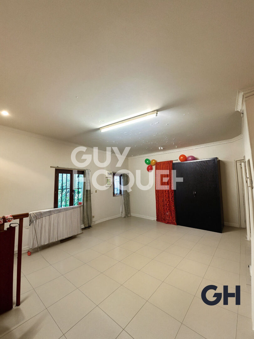 Appartement Pantin 4 pièce(s) 57.45 m2 avec comble aménageable