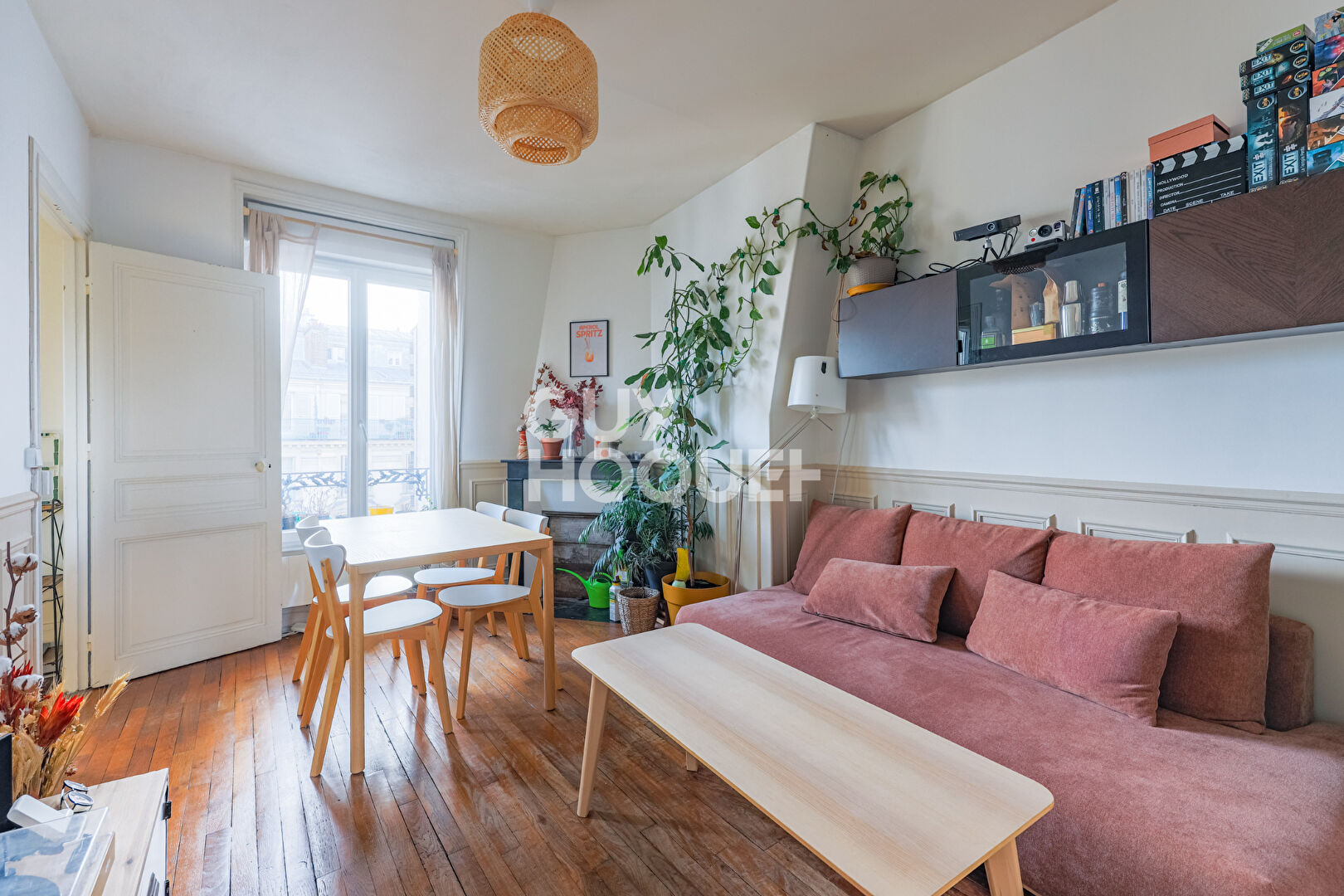 Charmant 2 pièces + bureau  + Dernier étage, vue dégagée