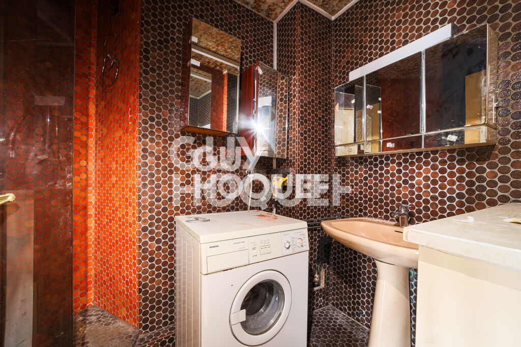 Appartement Paris 4 pièce(s) 77.36 m2