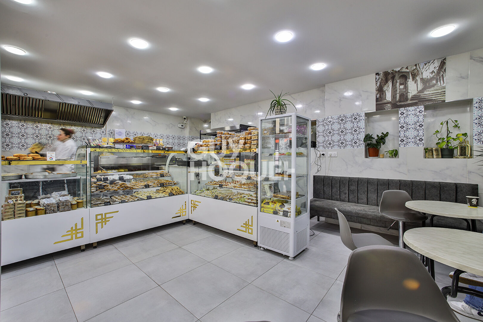 Local commercial Boulangerie Paris 6 pièce(s) 147.48 m2