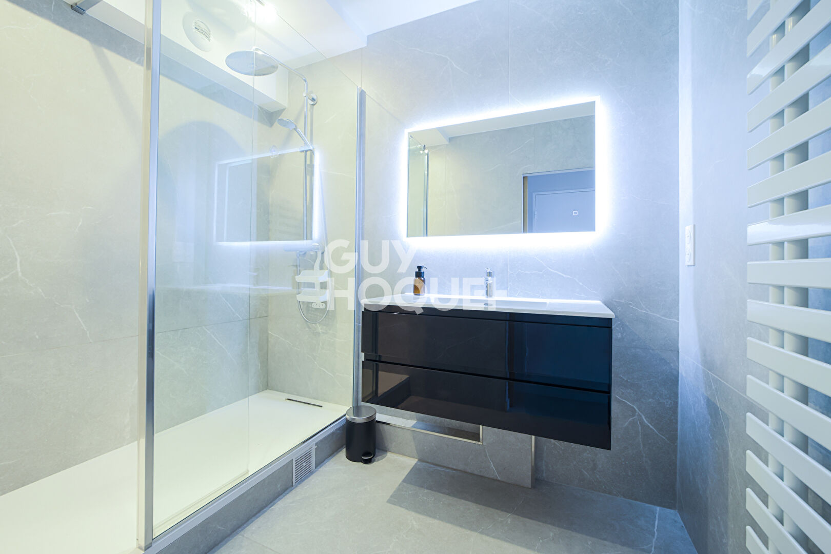 Appartement Paris 5 pièce(s) 91.43 m2