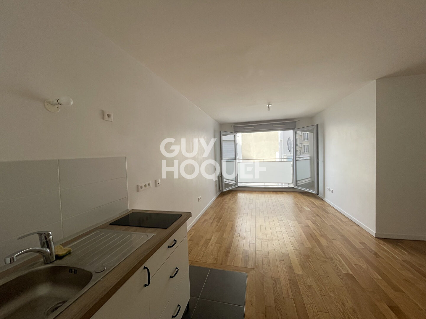 Appartement Paris 1 pièce(s) 31.7 m2