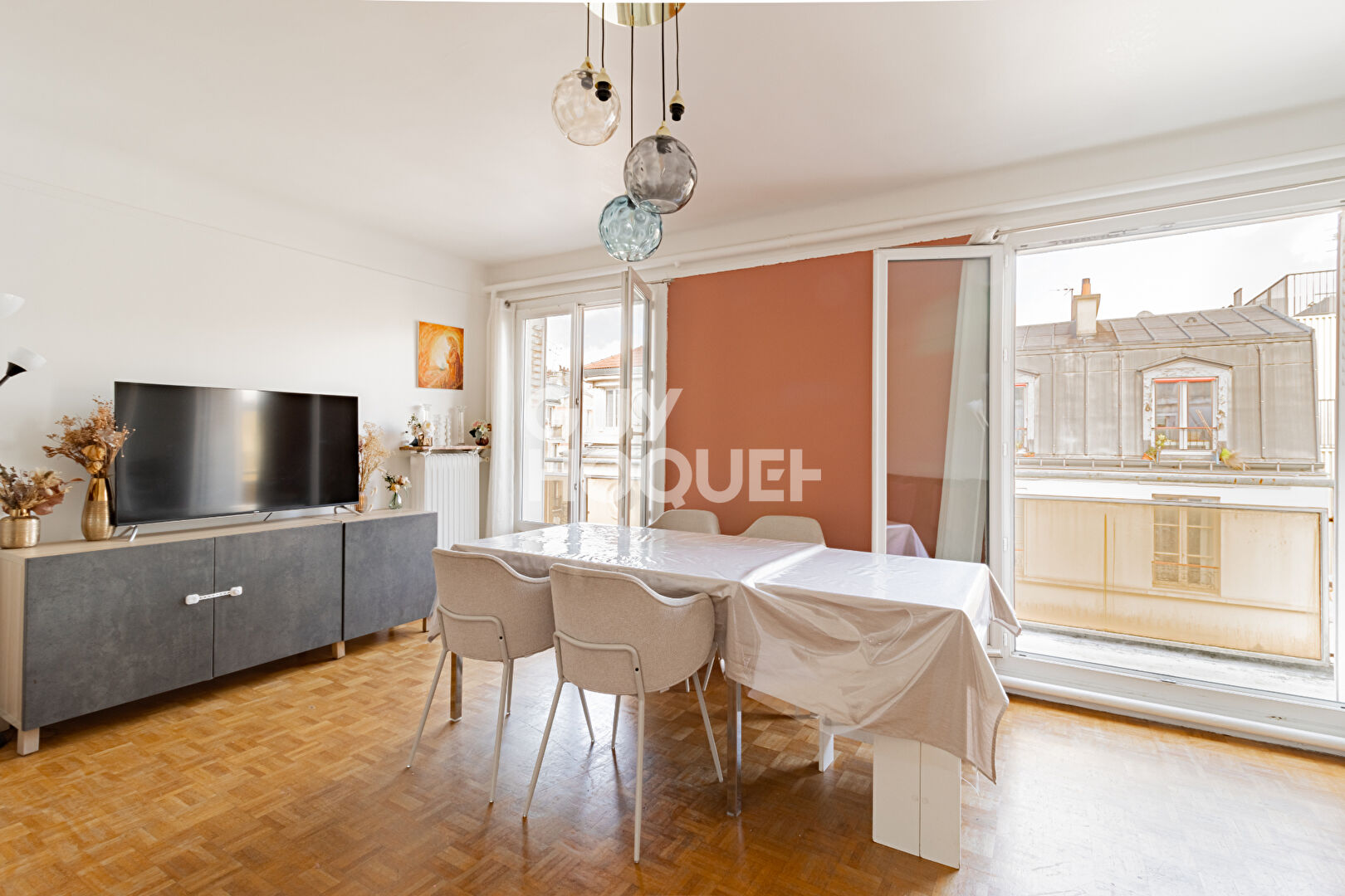 Appartement Paris 4 pièces 73.50 m2 - Carré Versigny  - Balcon