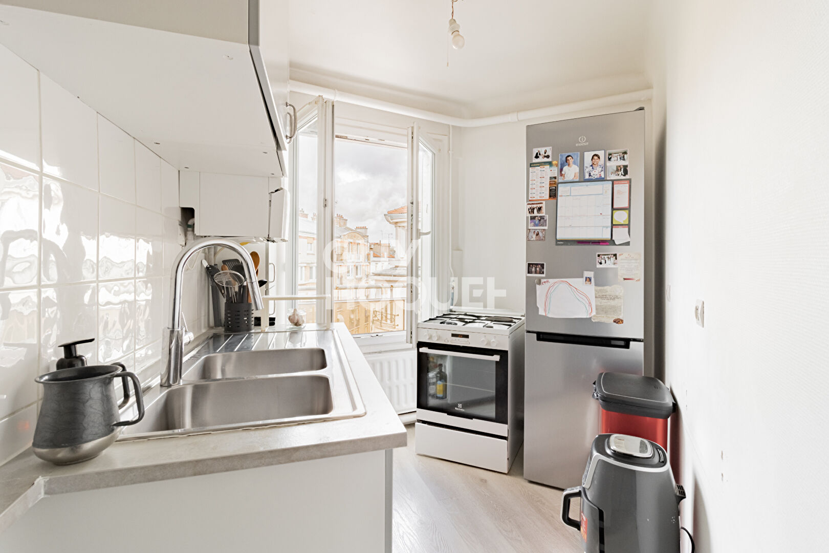 Appartement Paris 4 pièces 73.50 m2 - Carré Versigny  - Balcon