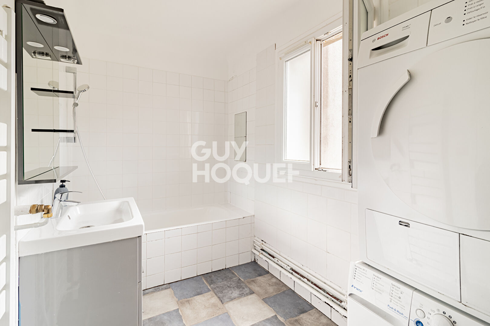 Appartement Paris 4 pièces 73.50 m2 - Carré Versigny  - Balcon