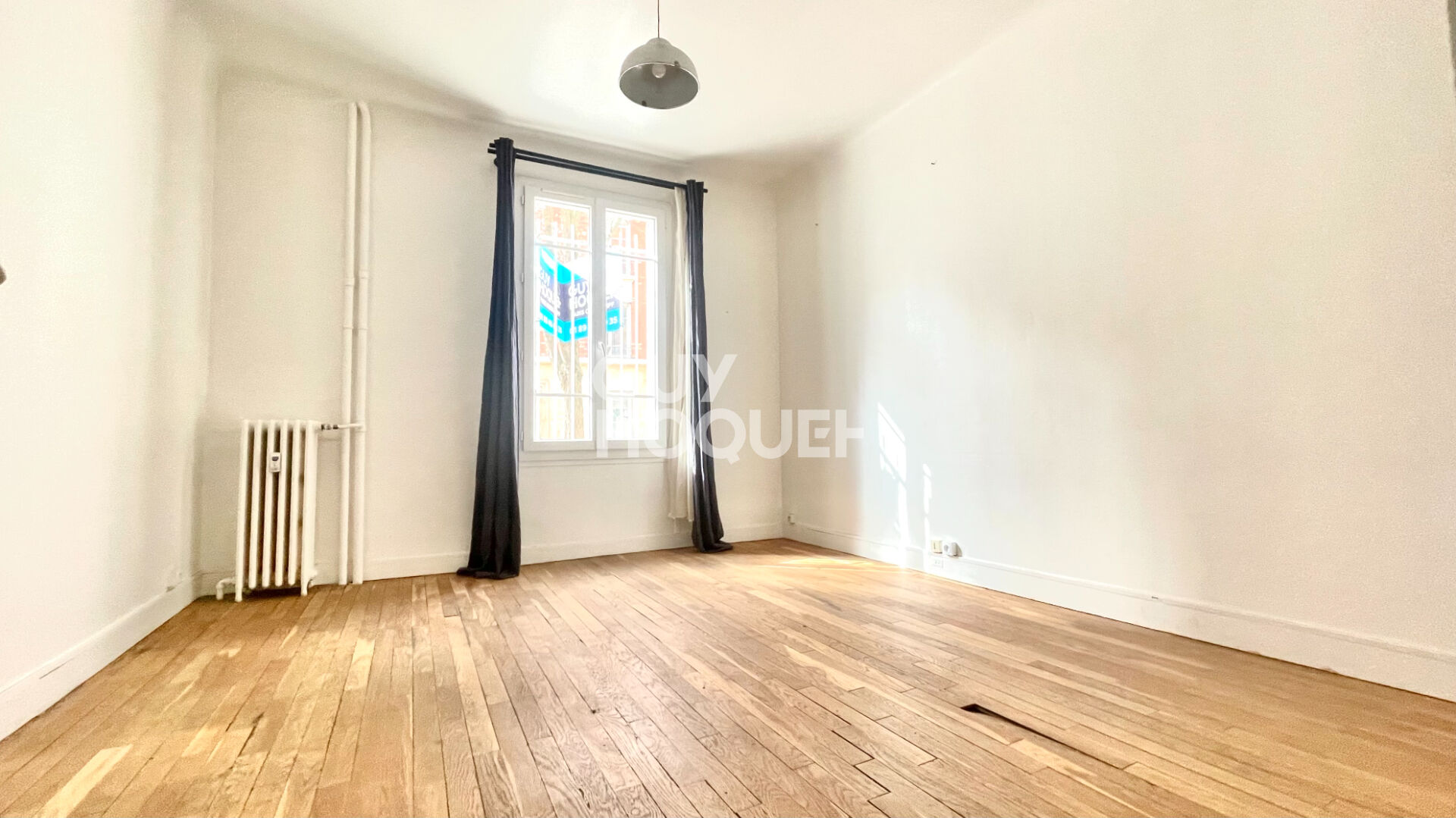 Studio traversant en rez-de-chaussée - Charme de l'ancien - Rentabilité +5%