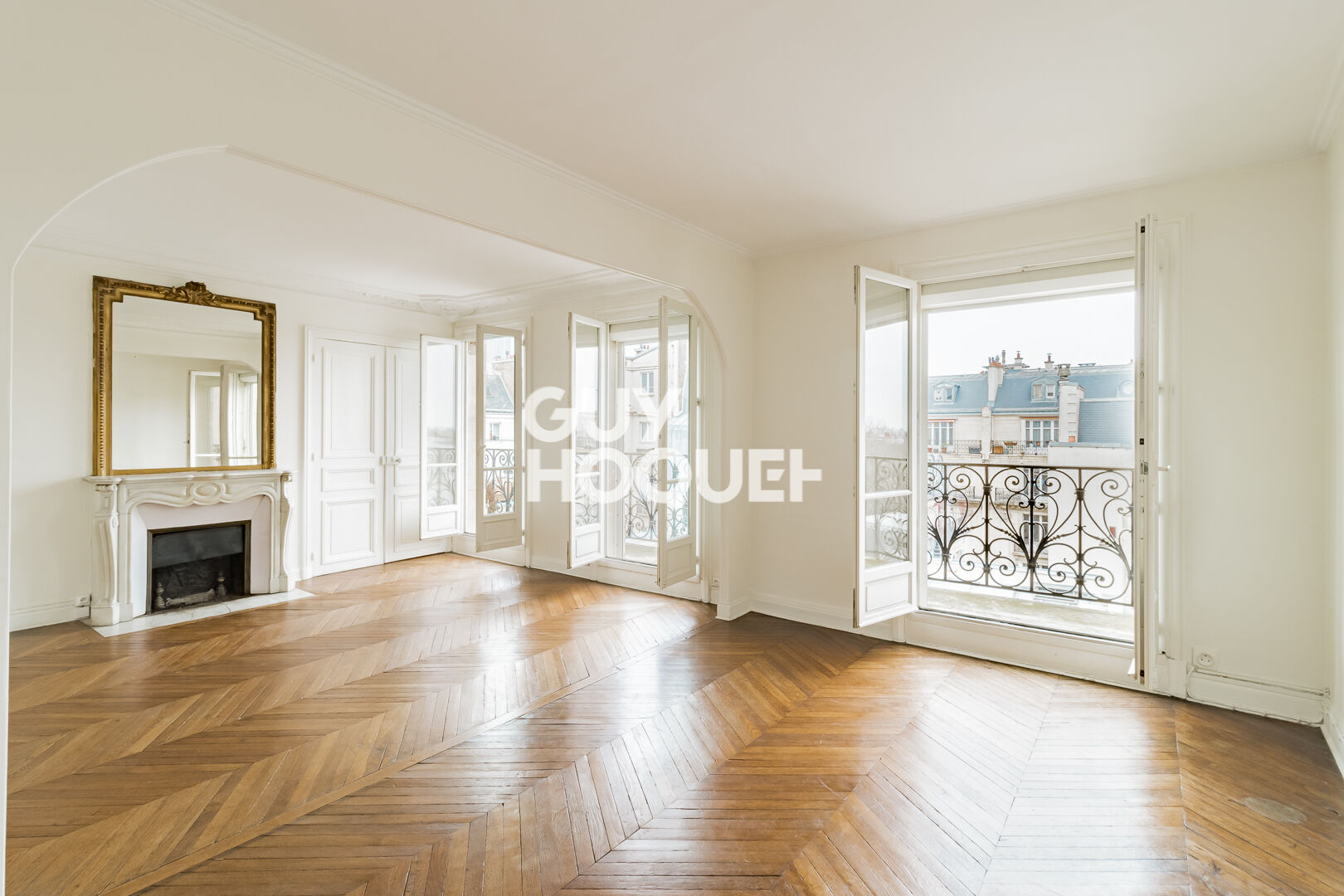 Bel appartement familial - étage élevé - Rue d'Assas